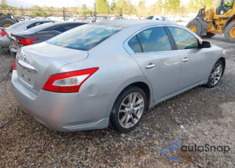 2010 Nissan Maxima 3.5 S z USA, uszkodzony, nr VIN 1N4AA5AP8AC836879